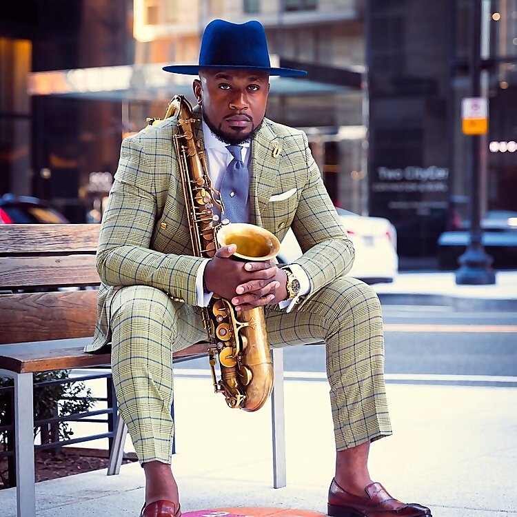 Shola Iyiola