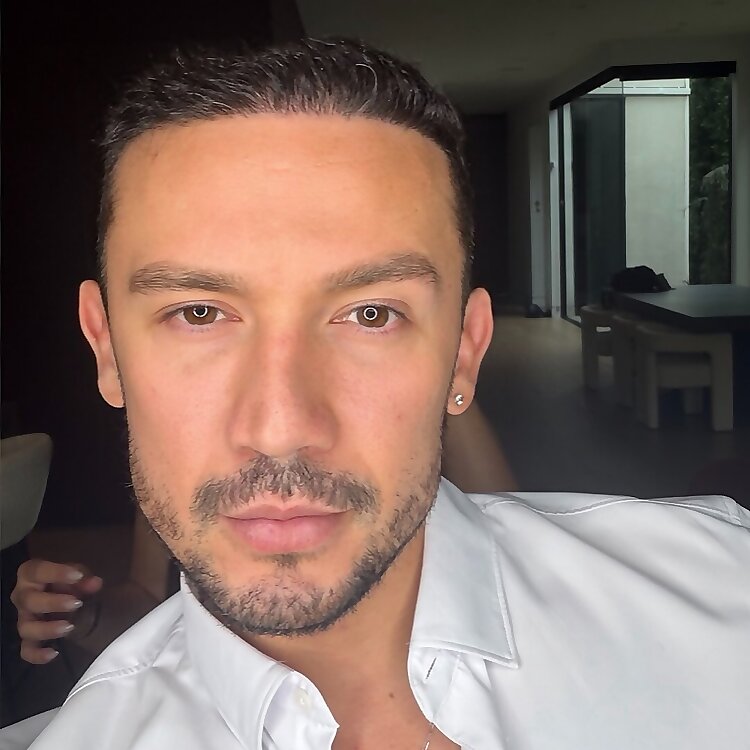 Carlos Atila