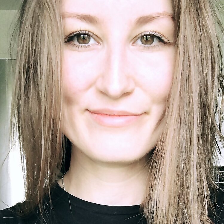Katerina Tuveleva 