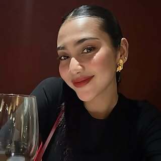 Pia Damayanti