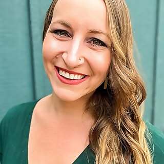 Naomi Seifter
