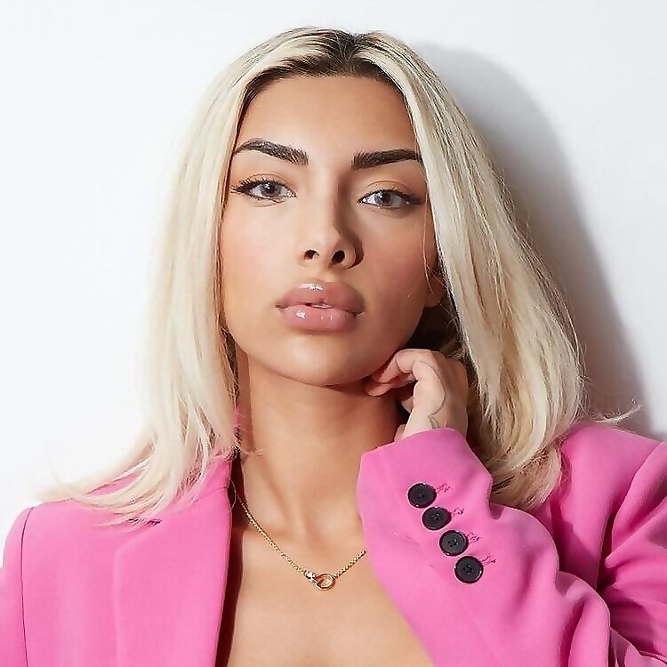 Tara Sadat