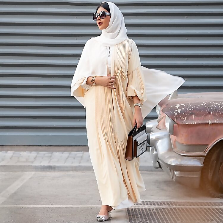 Arwa Alzaabi