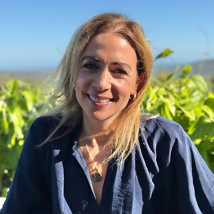 Dr Becky Foljambe