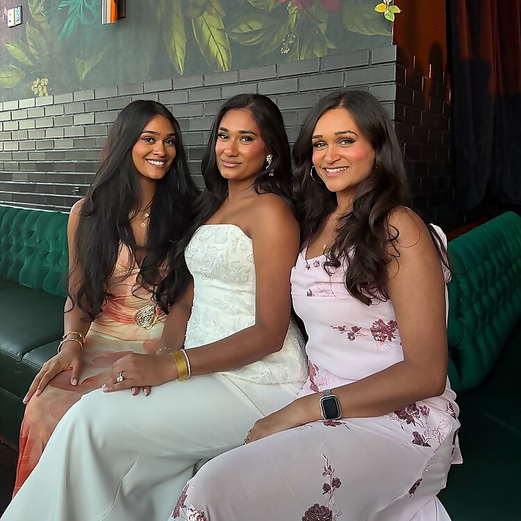 Jikaria Sisters