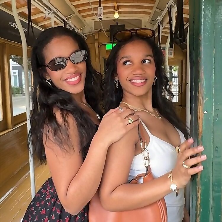Andrea & Selena