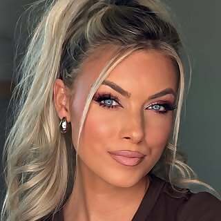 HannaLee Marie