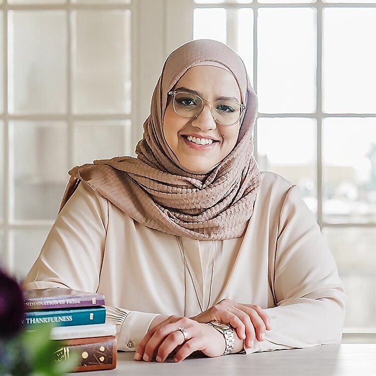Dr. Mariam Sheibani