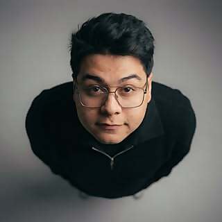  Khaled Abdel Aziz‎