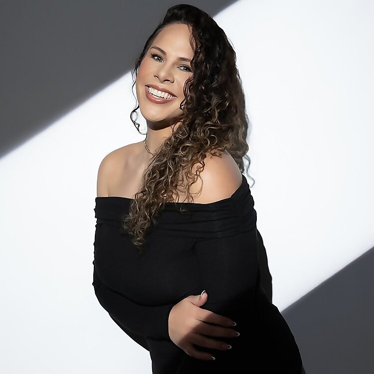 Diana Robles