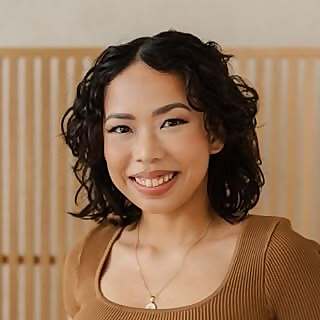Elda Almario 