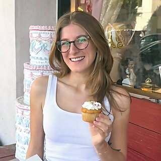 Sarah 