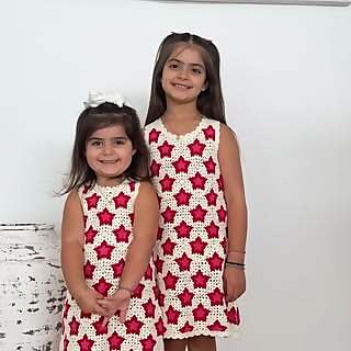  Valentina & Catalina