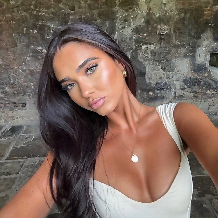 Kay Violet