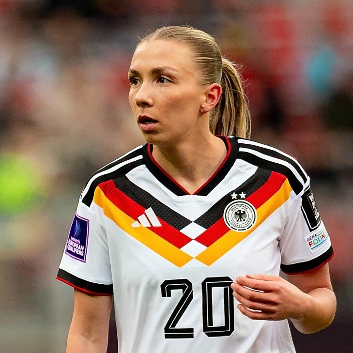 Elisa Senß