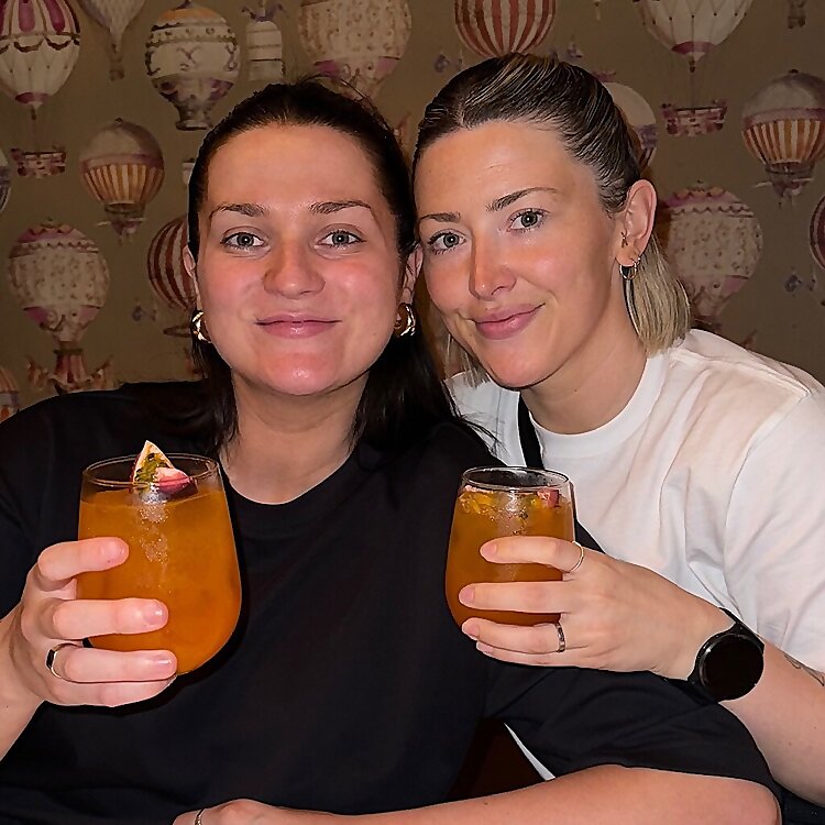 Zoe & Dani