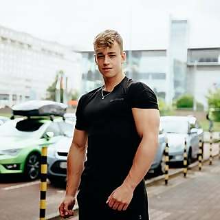 Dominik Sisan & Michaela Holcova