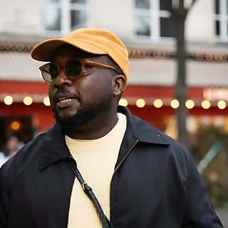Sean Azeez Bright 