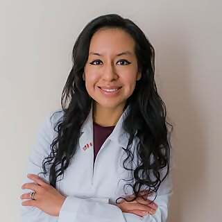 Dr. Dámaris Raymondi