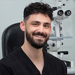 Dr. Julian Prosia