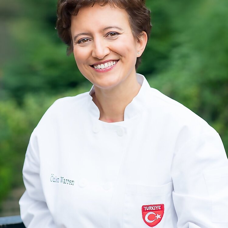 Ozlem Warren