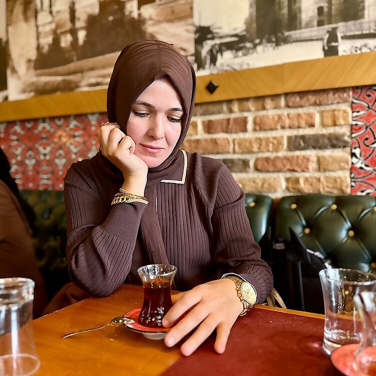 Zeliha Gumus