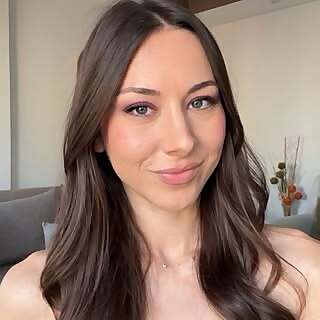 Simge Serbest