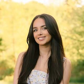 Azka Mistry 