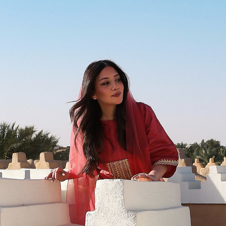 Maryam M Salman