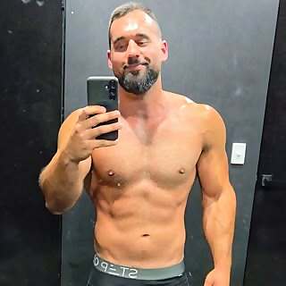 Mario Tambakis