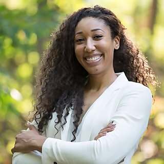 Simone Jelks