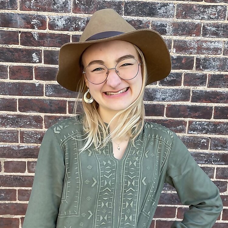 Olivia Phillips 