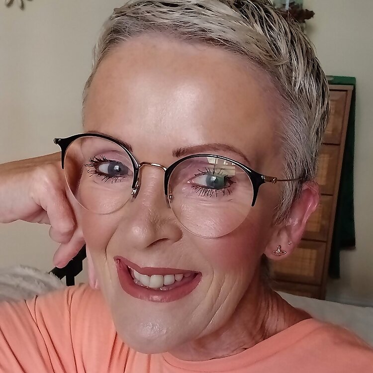 Jacquie Bruin
