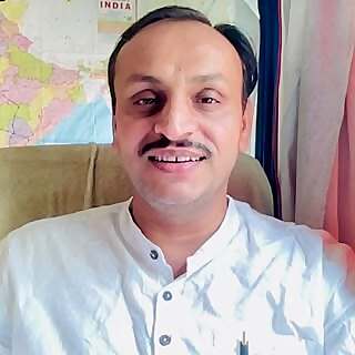 Dr Chetan S Solanki