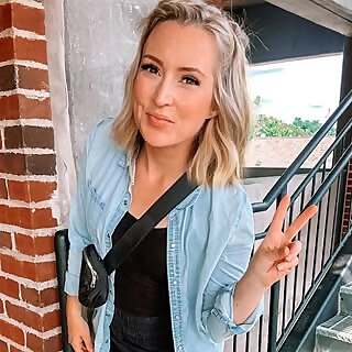Holly Lynn 