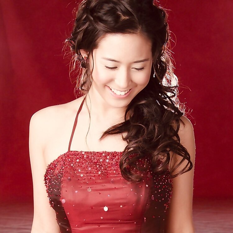 Eva Chen