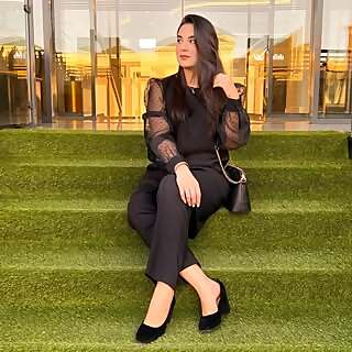 Amna Khan