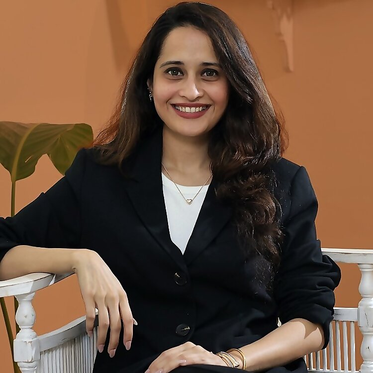Dr Rujuta Parikh