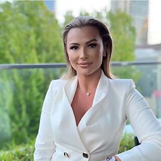 Real Estate Agent