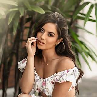 Holly Lontoc