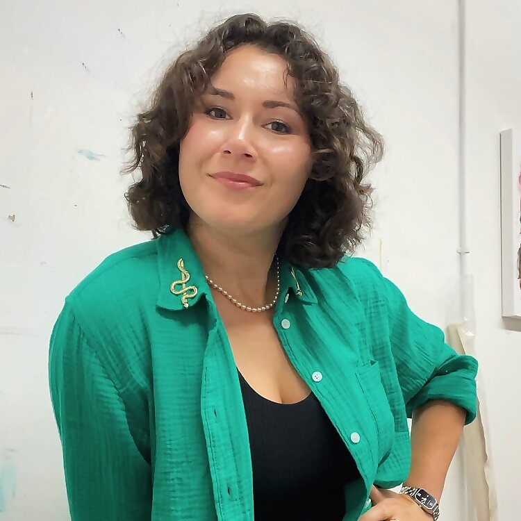 Laura Mitsu 