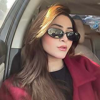 Kinza Hashaam