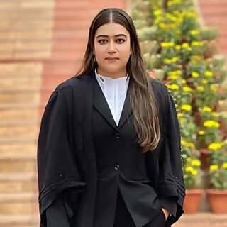 Adv Kanika Bhardwaj
