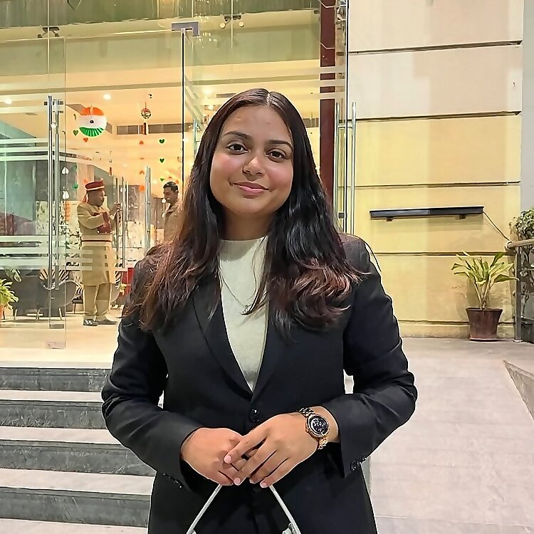 Saloni Raj