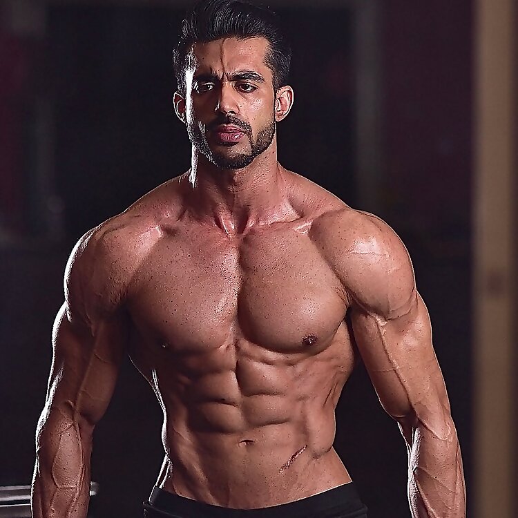 Ali Khan Niazi 