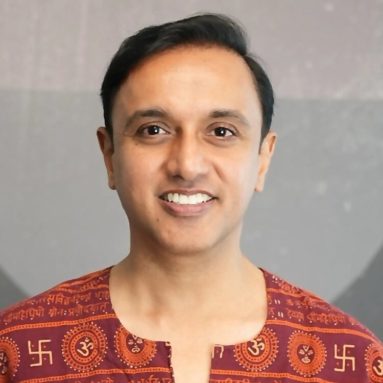 Dr. Vineet Aggarwal