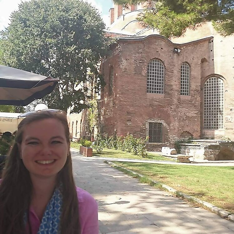 Dr Charlotte Spence