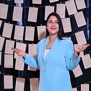 Himani Bhasin 
