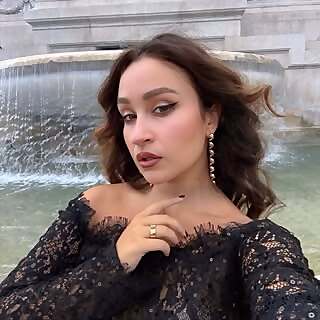 Claudia 