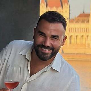 Emre Kara 